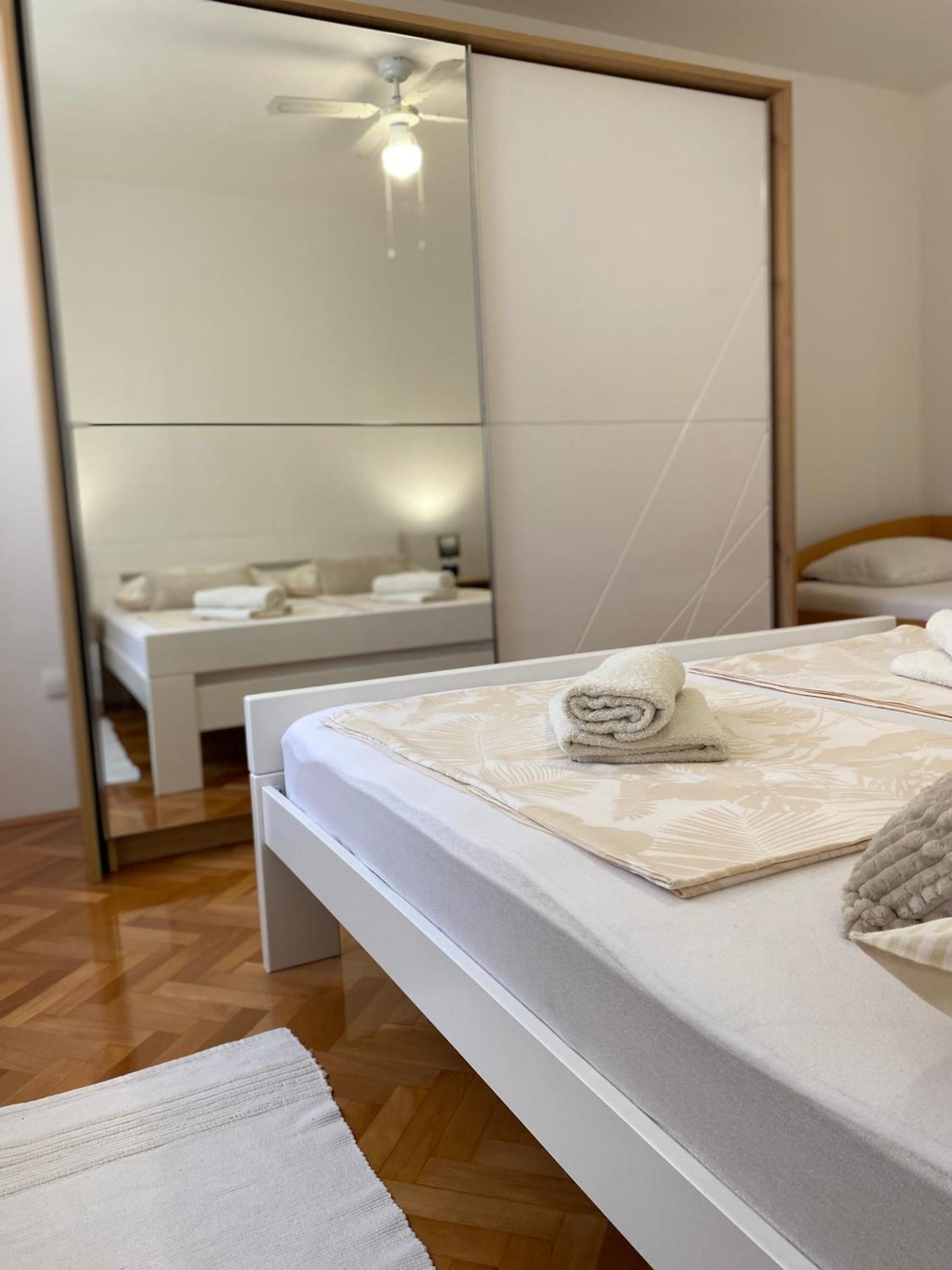 Charming Old Town Apartment Šibenik Kültér fotó