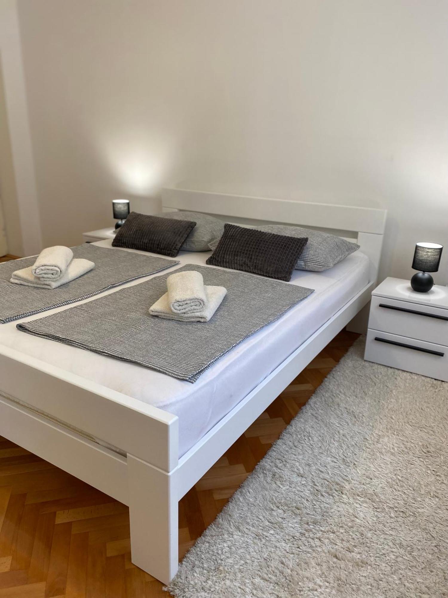 Charming Old Town Apartment Šibenik Kültér fotó