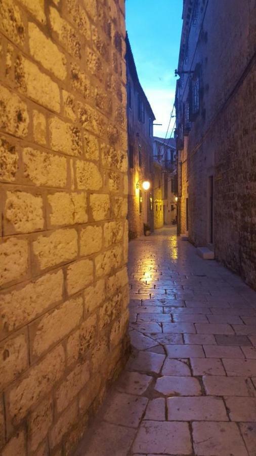 Charming Old Town Apartment Šibenik Kültér fotó